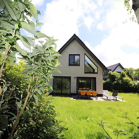 Gorgeous Holiday Home In Texel With Sauna Westermient Exterior foto